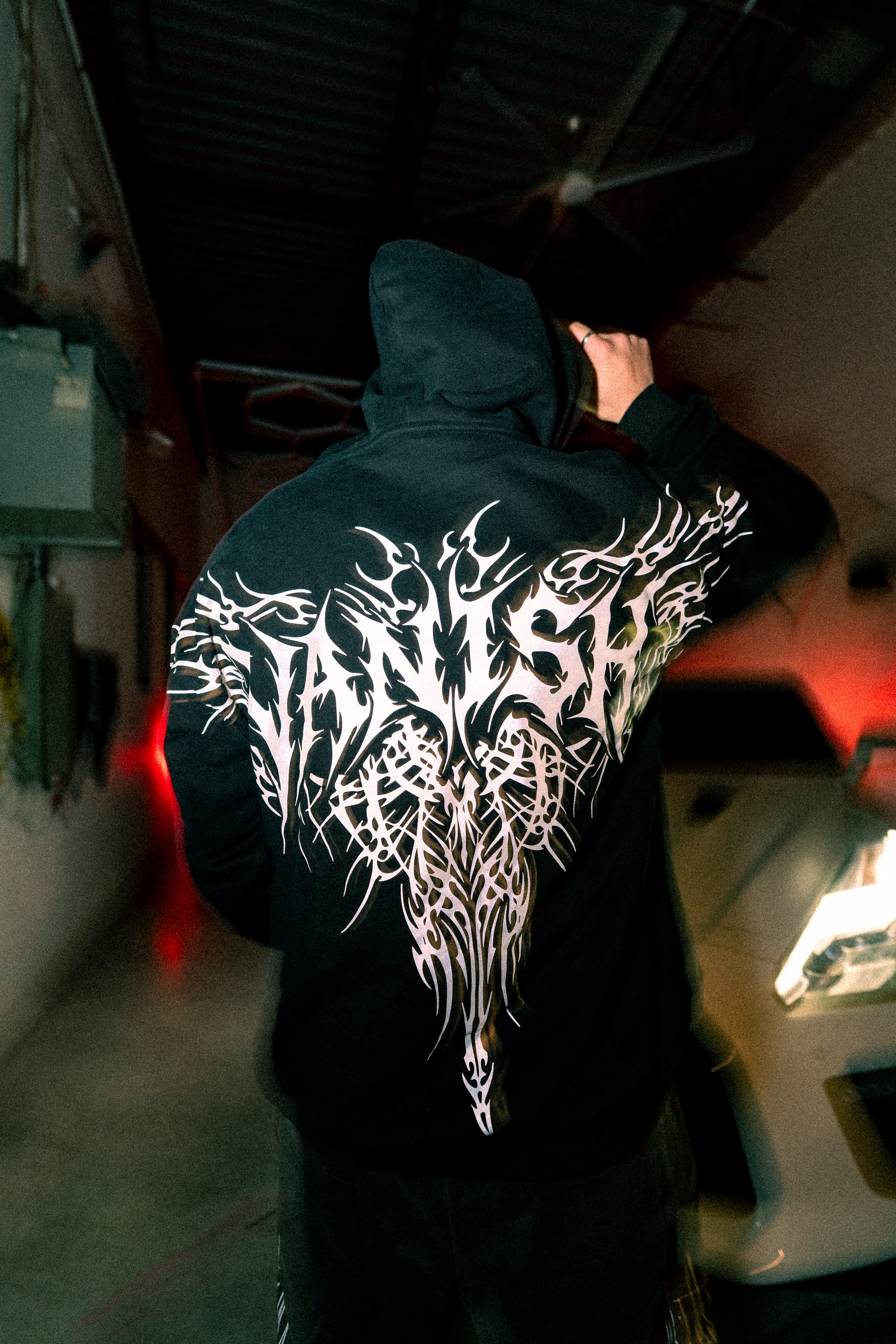 REFLECTIVE "VANISH" HOODIE